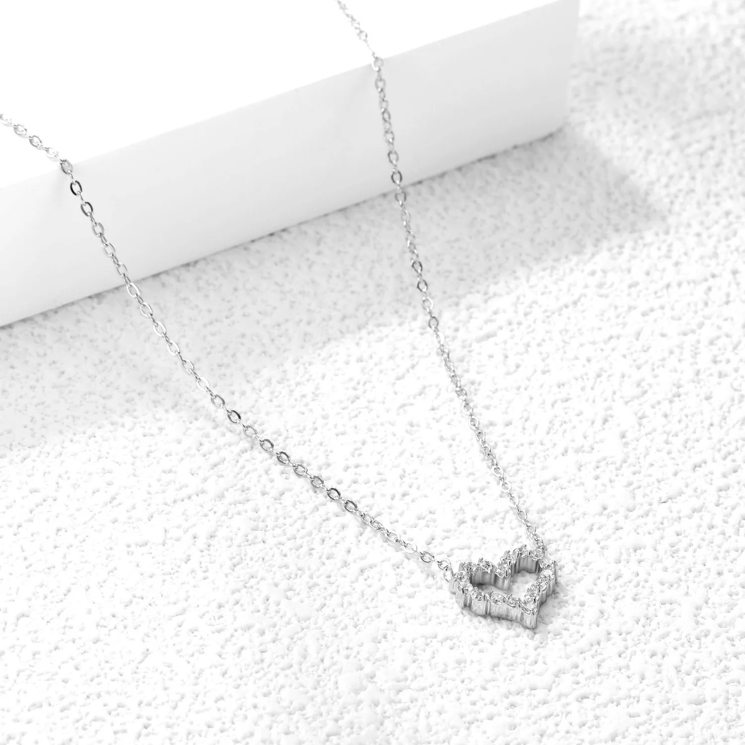 Diamond Heart necklaces silver